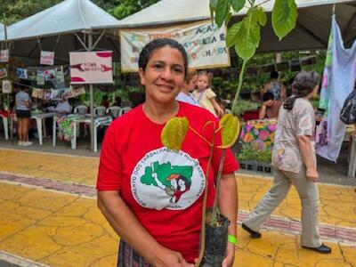 Defesa da Natureza é tema do segundo dia da Feira da Reforma Agrária em MG